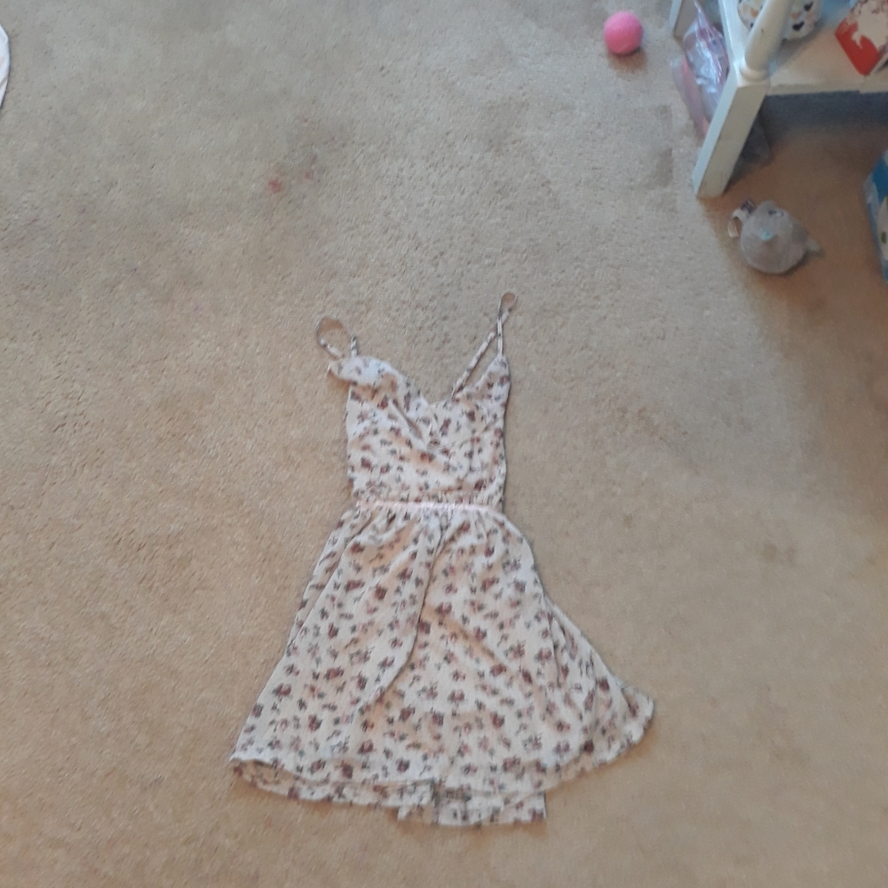 Crossback dress